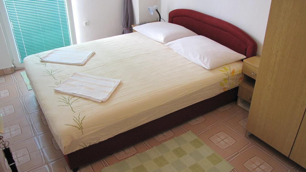 Apartments Primorac Podaca Rum bild