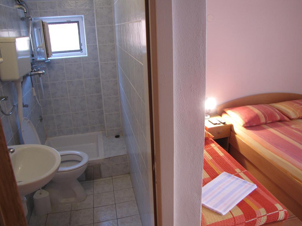 Apartments Primorac Podaca Rum bild